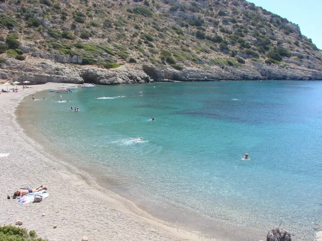 Avlonia beach in Chios, a sheltered bay with calm waters