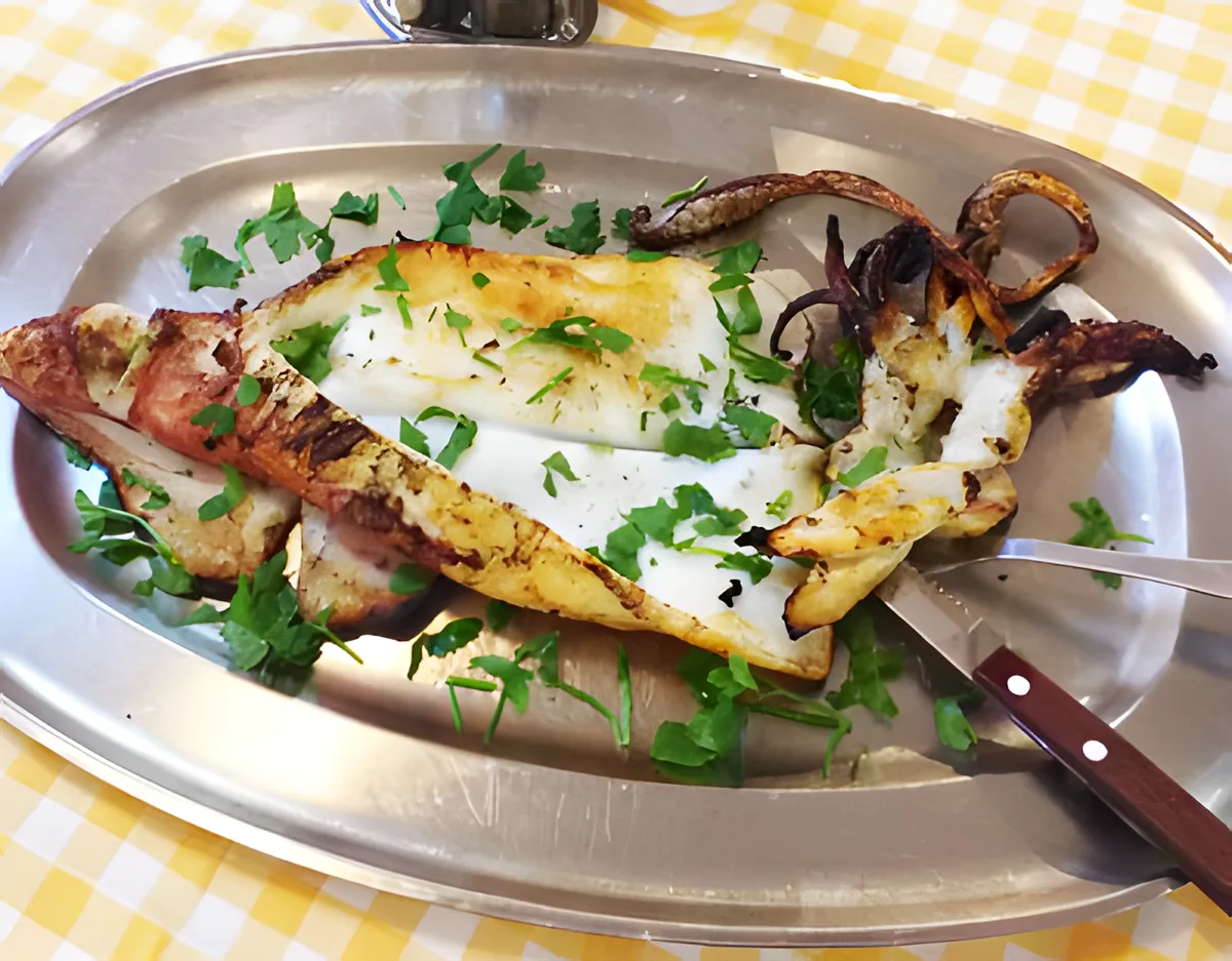 Traditional dishes at Passas Tavern in Chios