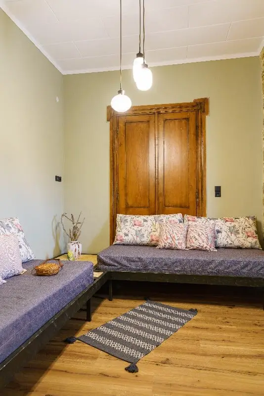 Standard room 1 in Kampos Chios - traditional details and decoration - Voulamandis House