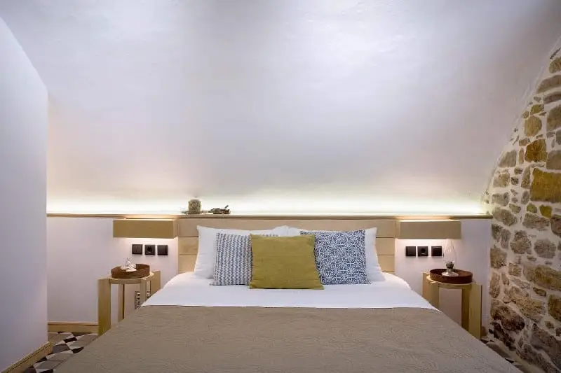 Economy room bed in Chios